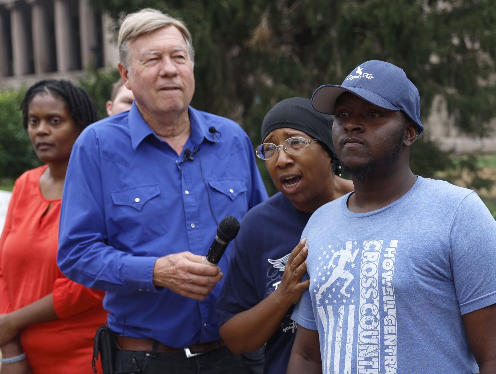 St. Louis City hall encampment cleared